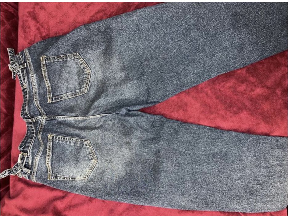 Джинси жіночі