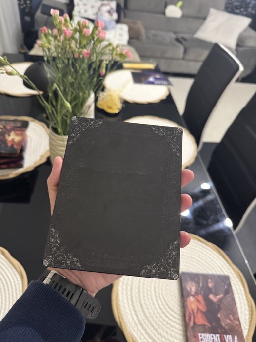 Resident Evil 8 Village Steelbook ideał