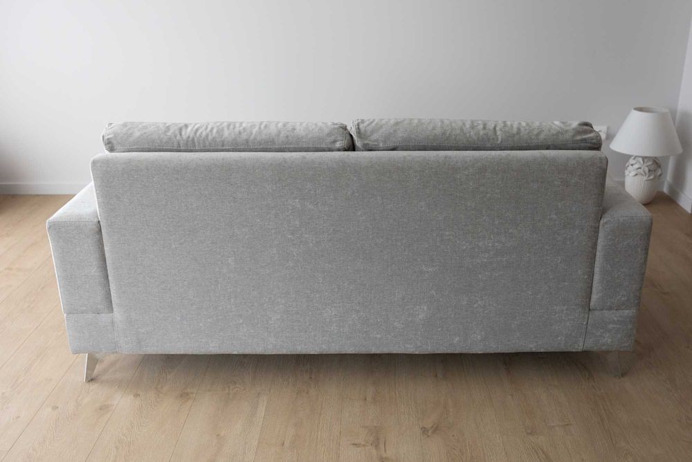 Sofá de 2 lugares - Em boa condição