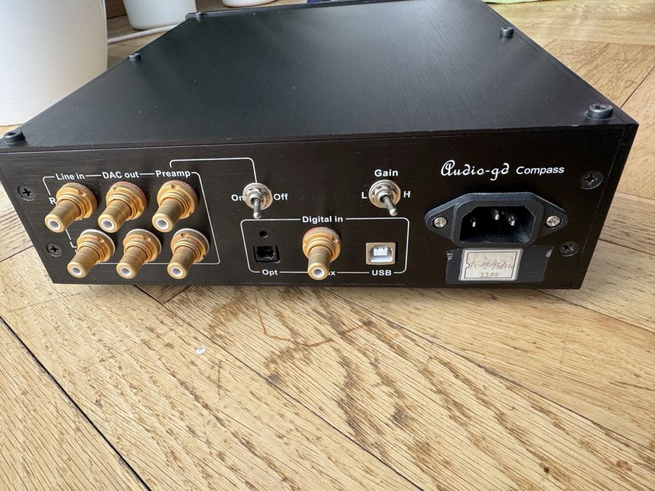 Audio-GD Compass DAC/Amplifier all-in-one DAC i wzmacniacz słuchawkowy