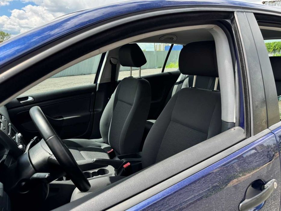 Продам  Volkswagen Golf 2005. Можна в розстрочку, під викуп.
