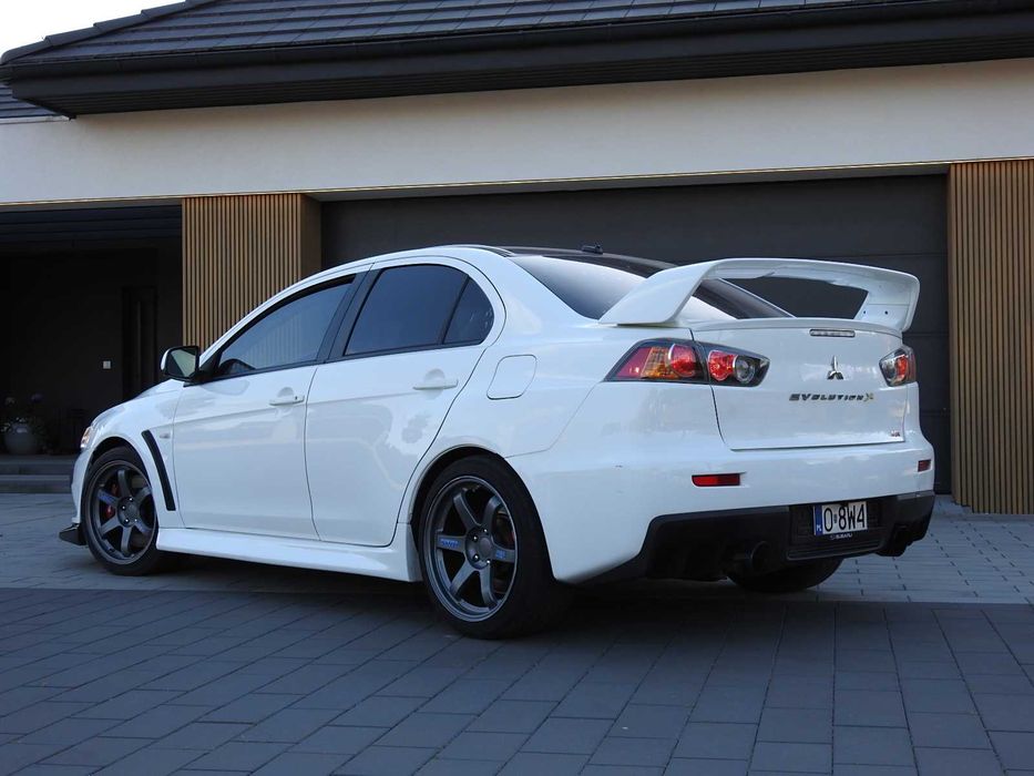 Mitsubishi Lancer Evolution X