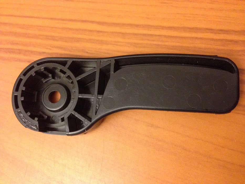 Трос, ручка, механізм капоту БМВ Е36 седан, купе, турінг, компакт,кабр