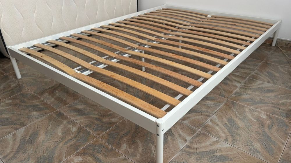Cama Casal Branca Ikea