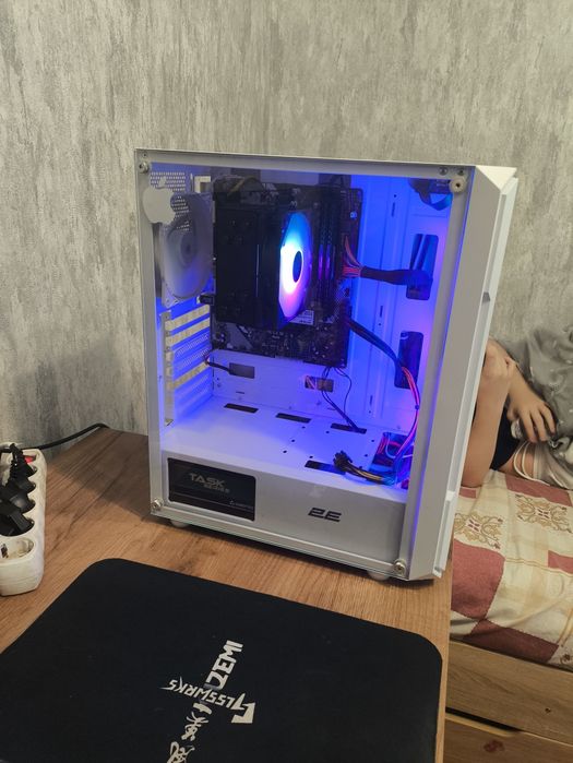 настольный компютер ryzen 5 5600x без відеокарти