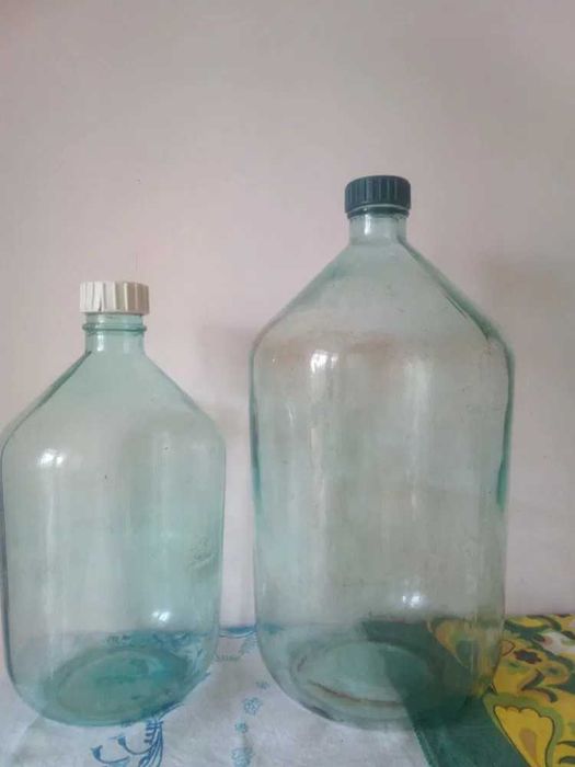 Продам скляні бутлі