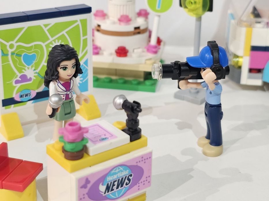 LEGO FRIENDS Wóz Telewizyjny w Heartlake 41056