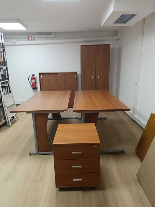 Mobiliário de Escritório para Venda