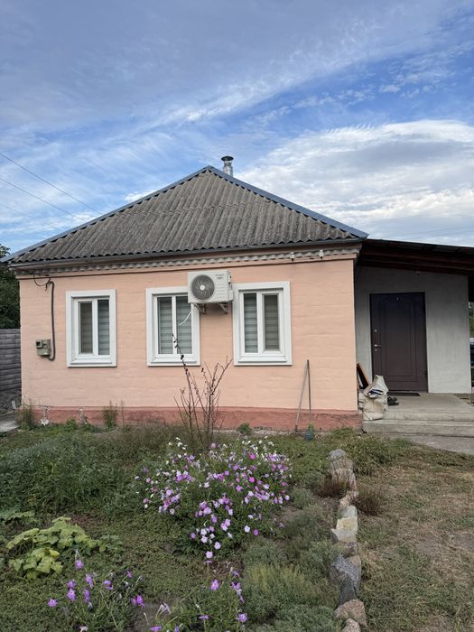 Продам будинок з ремонтом
