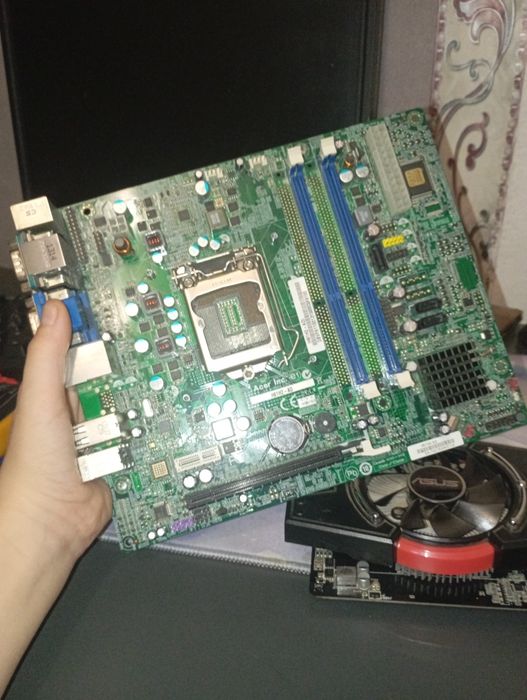 Материнська плата Acer H61H2-AD (Socket LGA1155) LGA1155 / DDR3 / H61