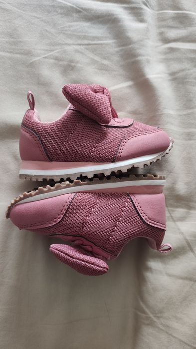 Ténis Rosa de bebé H&M