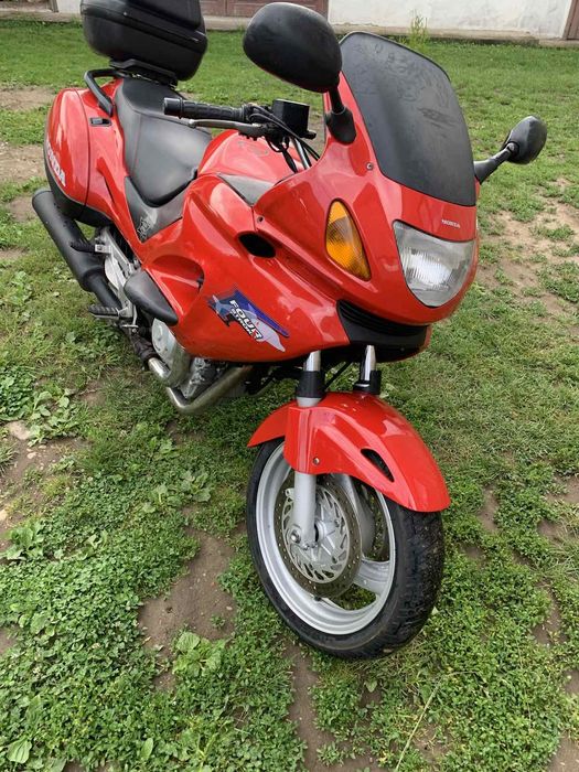 Honda NT 650 Deauville