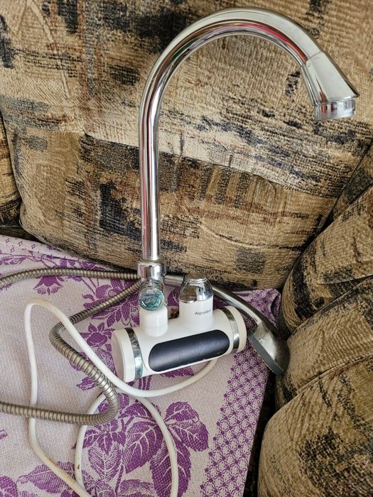 Кран водонагрівач