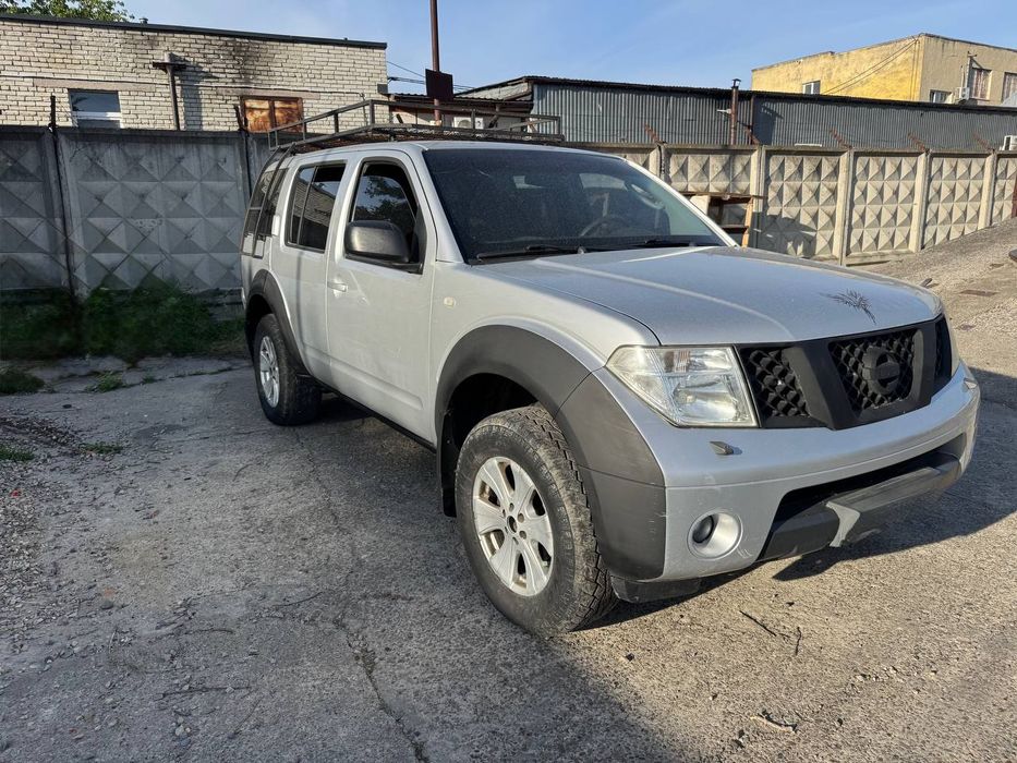 Продам Nissan Pathfinder