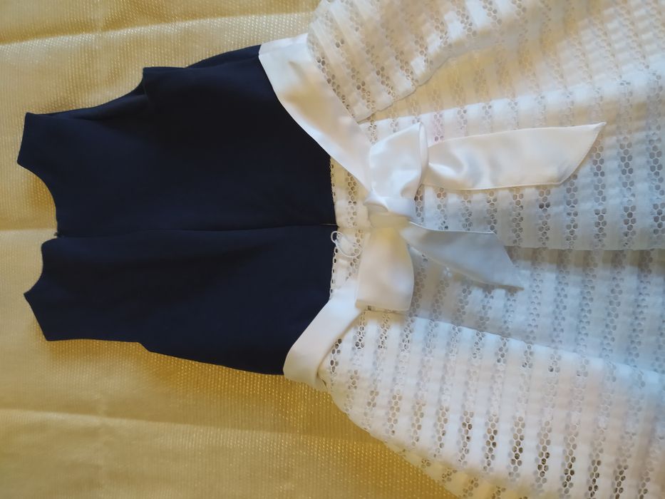 Vestido de criança em ótimo estado