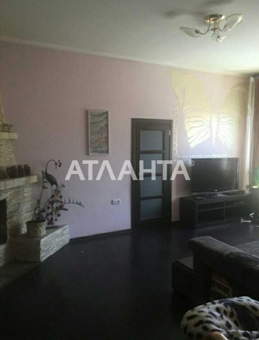 Будинок біля моря