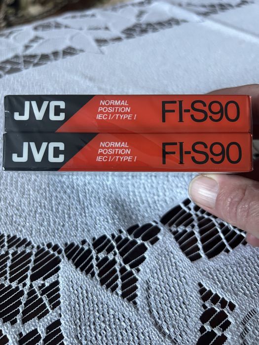 Продам JVC FI-S90, нові, в оригінальній упаковці