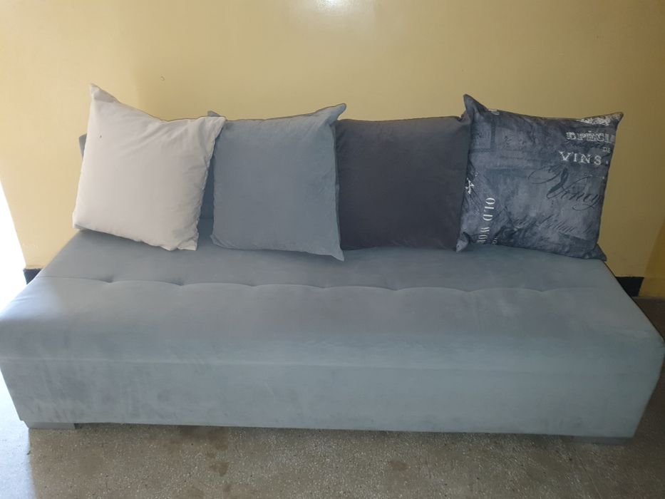 Sofa rozkładana z funkcją spania 192 cm