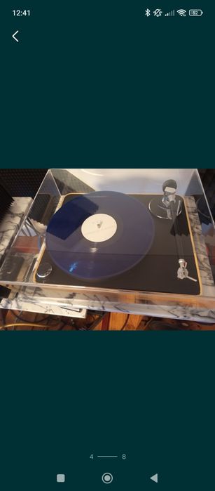 Gira-discos Clearaudio Concept como novo com tampa em acrílico