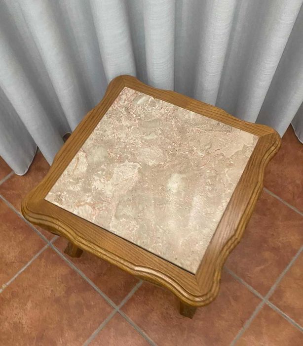 Mesa de Centro em Mármore - Bom Estado!