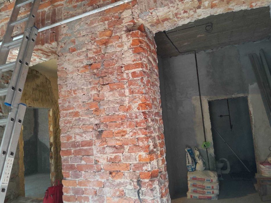 Продаж квартири в центрі м. Городок в малоквартирному будинку