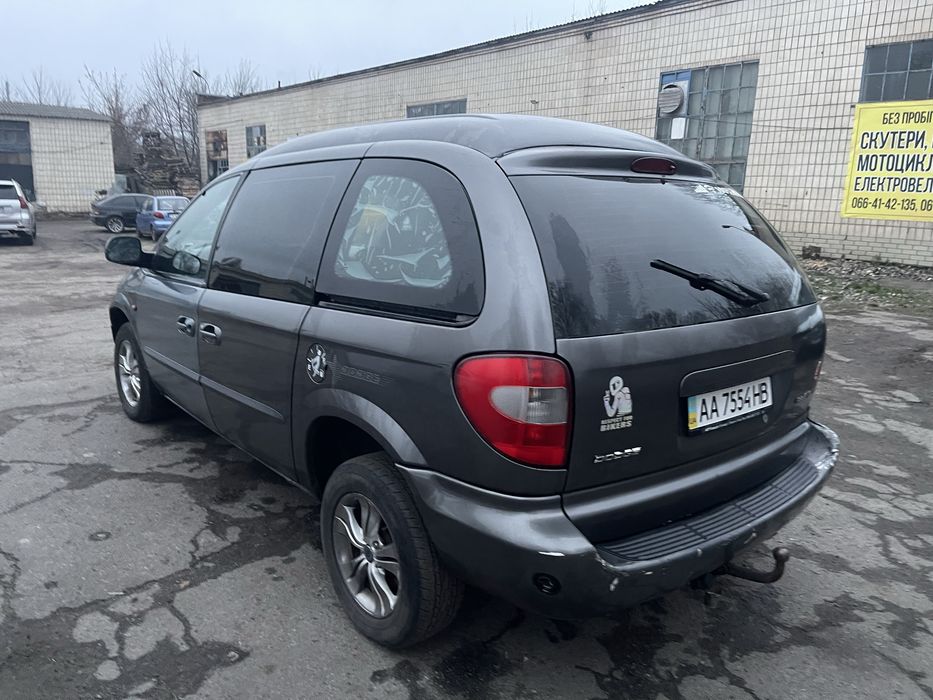 Крайслер Ram van автомат додж вояжер