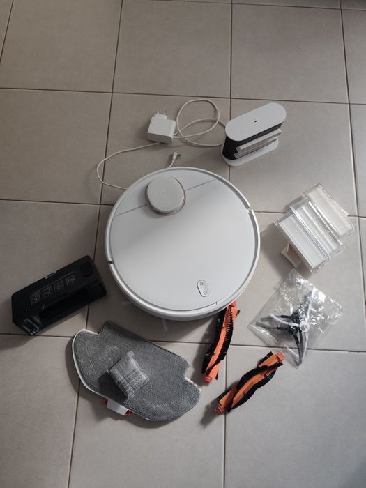 Aspirador Mi Robot Vacuum Mop Pro c/ Acessórios extra