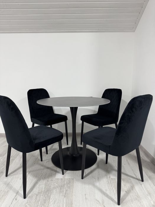 Здається квартира студія