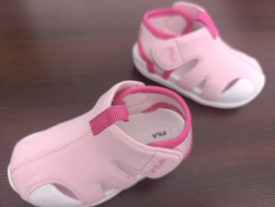 Buty dla dziewczynki