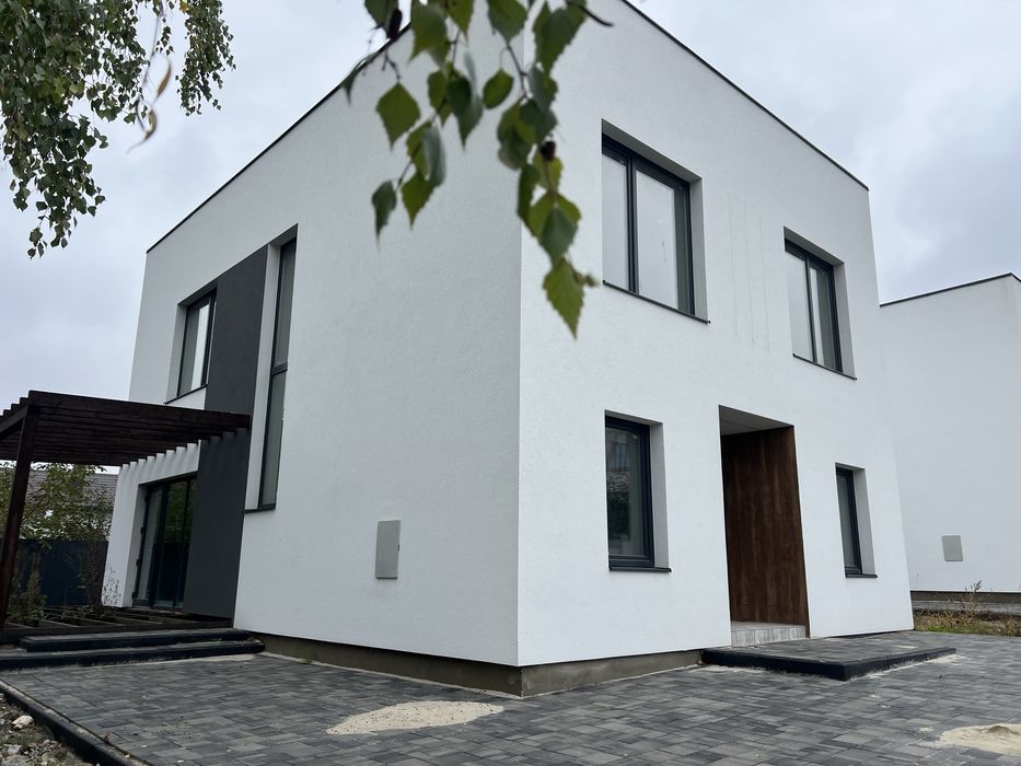 Ексклюзивні ЗДАНІ будинки