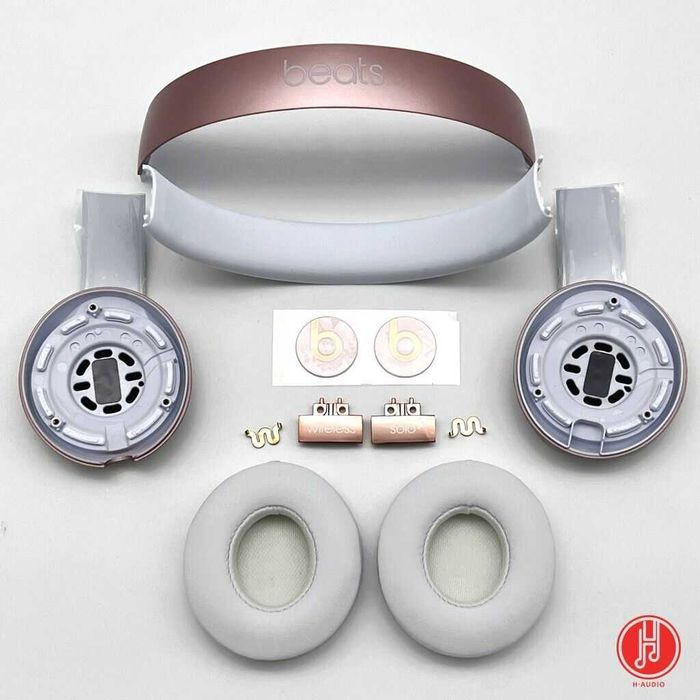 Продажа оригинальных запчастей к наушникам Beats Solo 2/3