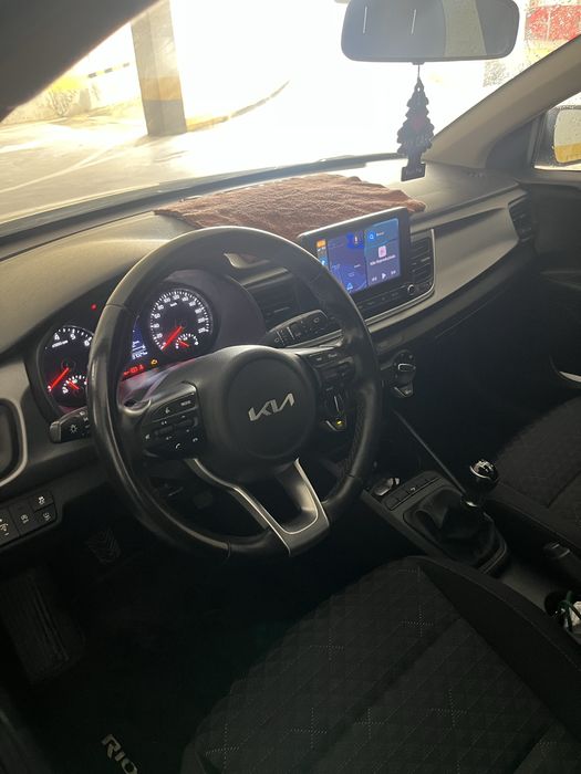 Kia Rio 1.2 CVVT DYN 2023 | 37.000 km | Impecável | Económico