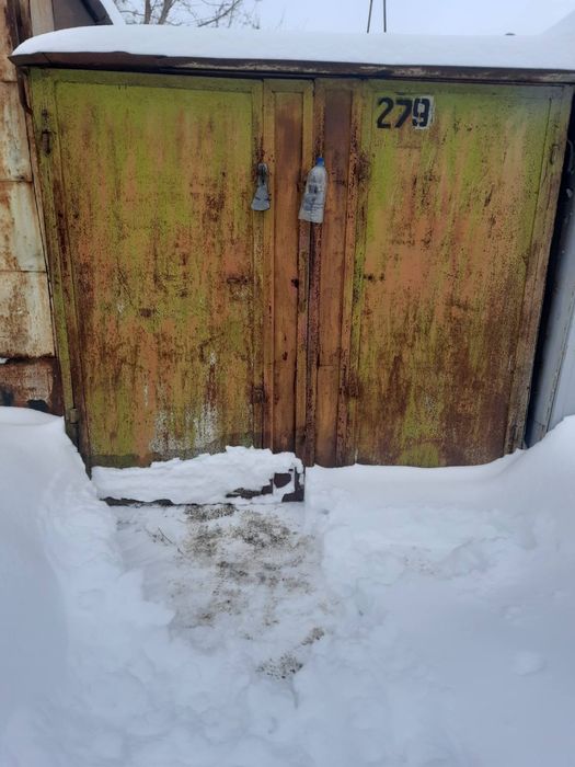 Продаж або оренда. Гараж  металевий з місцем
