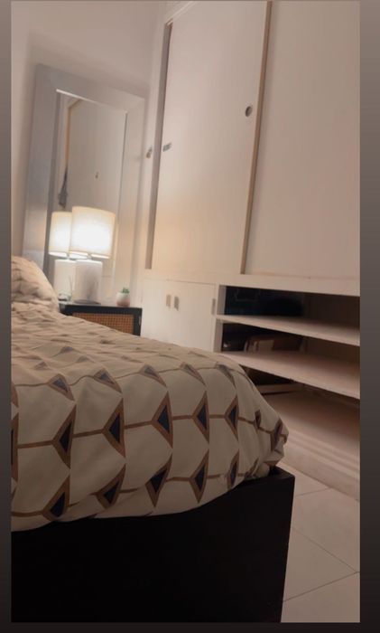 Quarto compartilhado c/ divisoria e porta 320€  Paços D’ Arcos