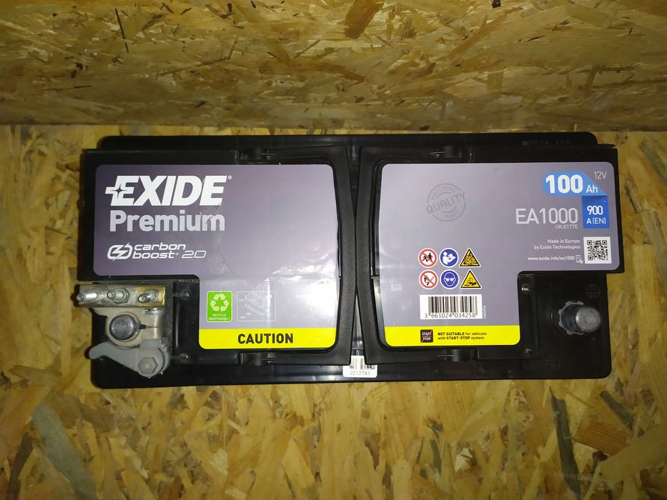 Автомобильный аккумулятор Exide