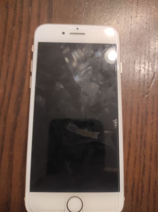 iPhone 8 stan dobry