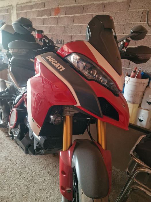 Ducati multistrada pikes peak 1260