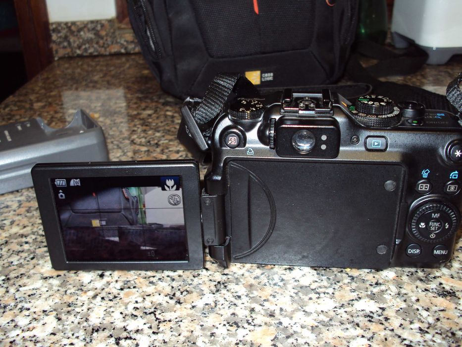 canon powershot G11