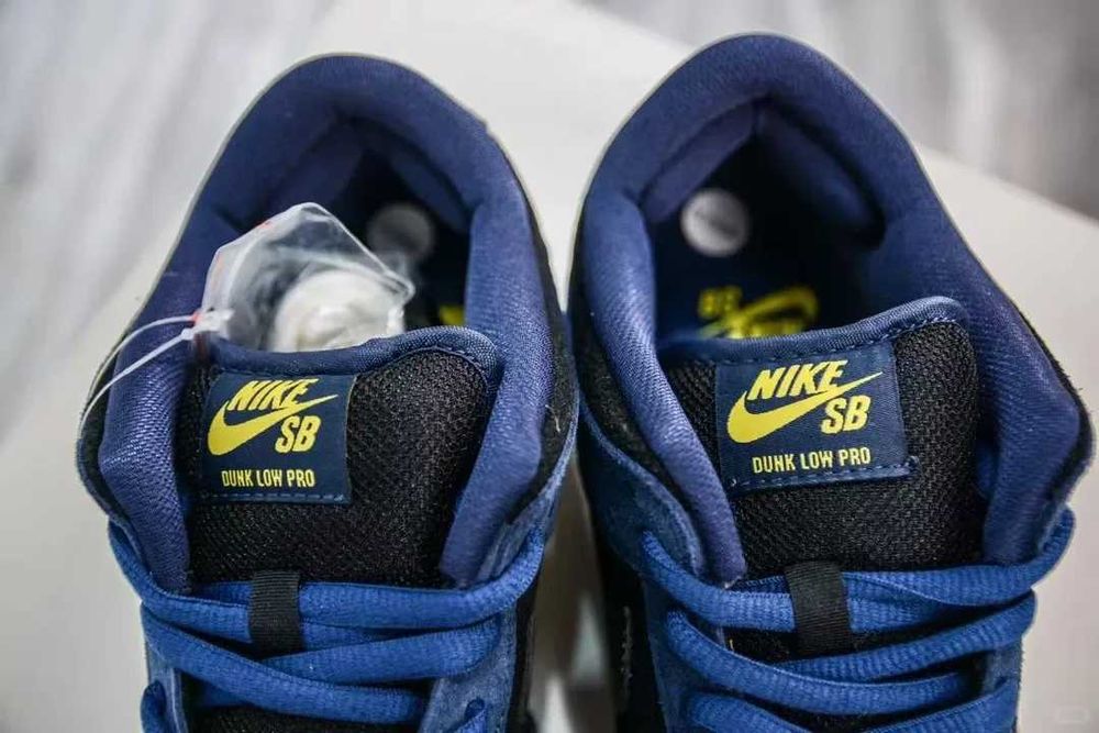 Nike_Dunk_SB_Granatowy_R. 39