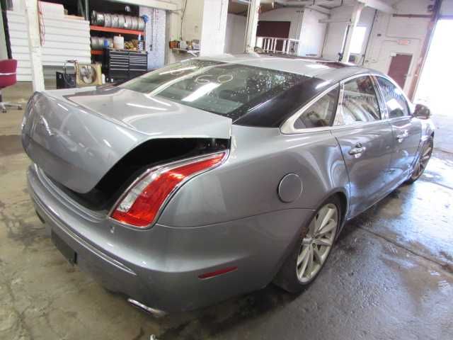Бампер Jaguar XJ розборка шрот