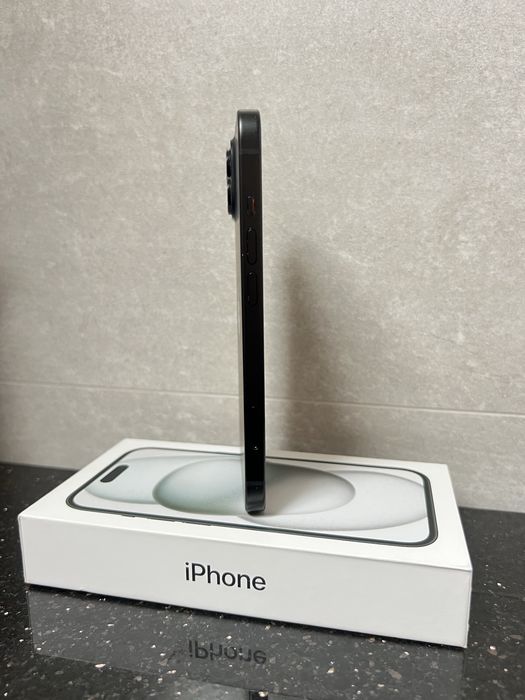 Iphone 15 świetny stan