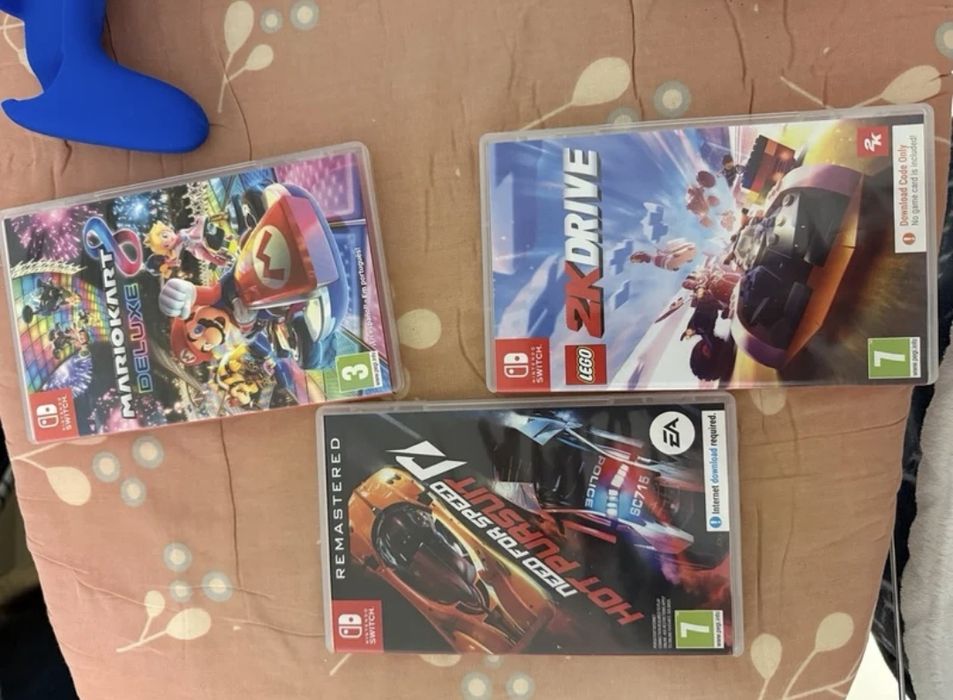Nintendo Switch Oled + 3 Jogos + Comando extra