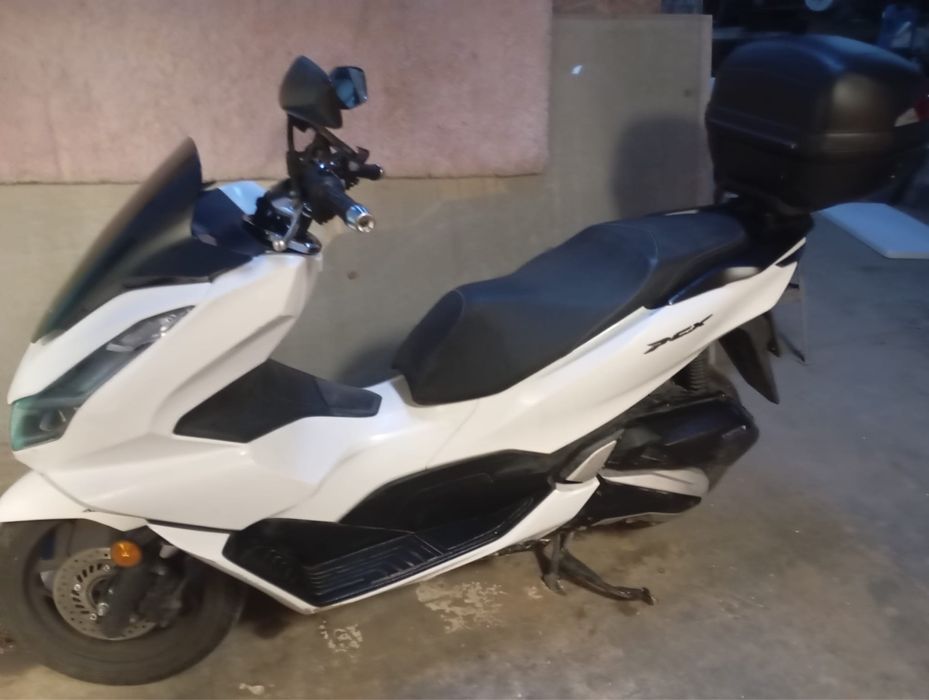 Honda  PCX -125 cc - unico dono -2024