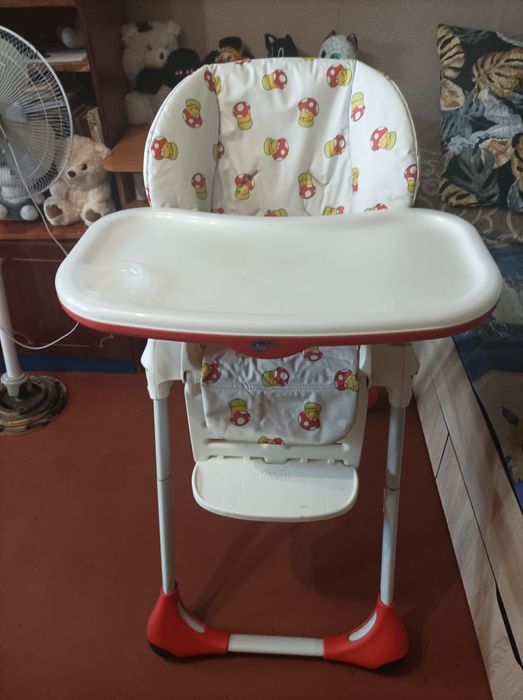 Детский столик для кормления