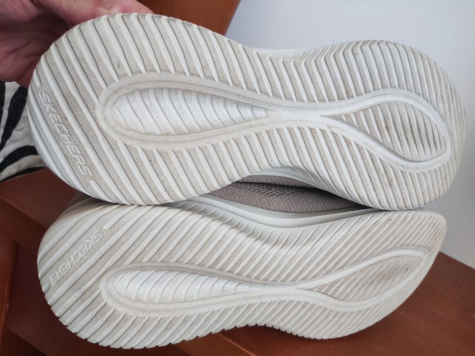 Tênis Skechers Slip-ins tamanho 44