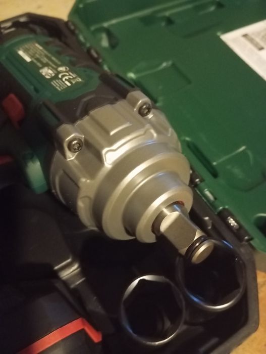 Aparafusadora de impacto 20V Parkside