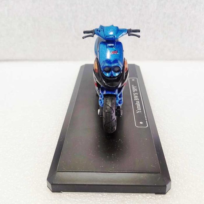 Majorette Yamaha BW'S SPY escala 1/18 na caixa
