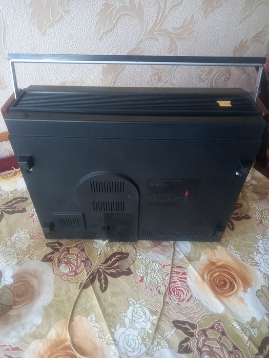 Магнітофон бобінний, самовивіз