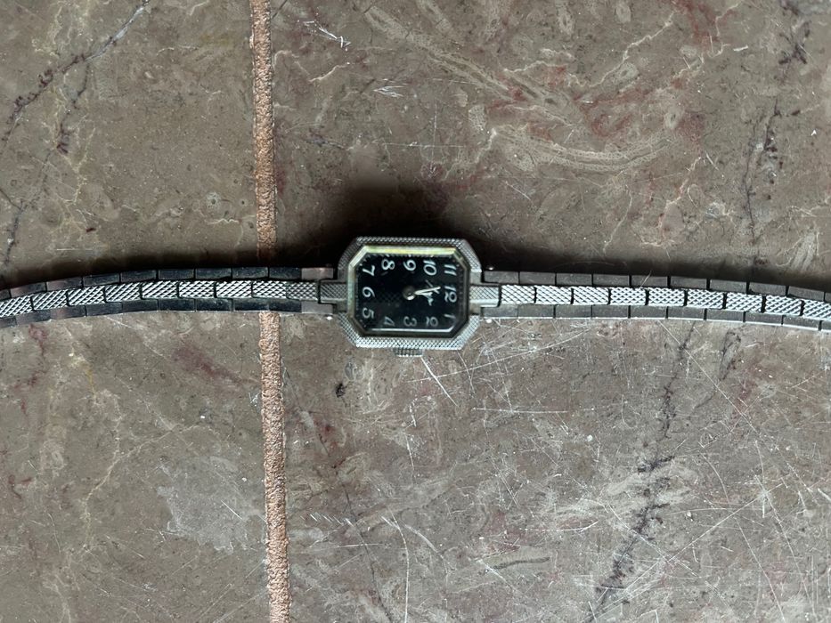 Zegarek damski Łucz