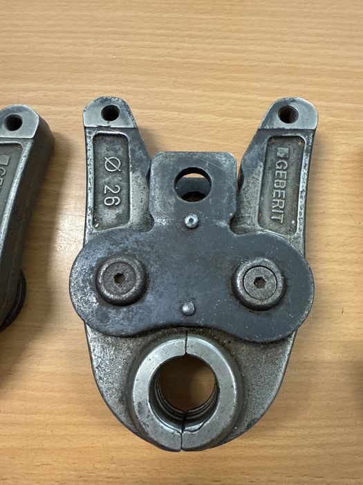 Mordaças Multicamada Geberit